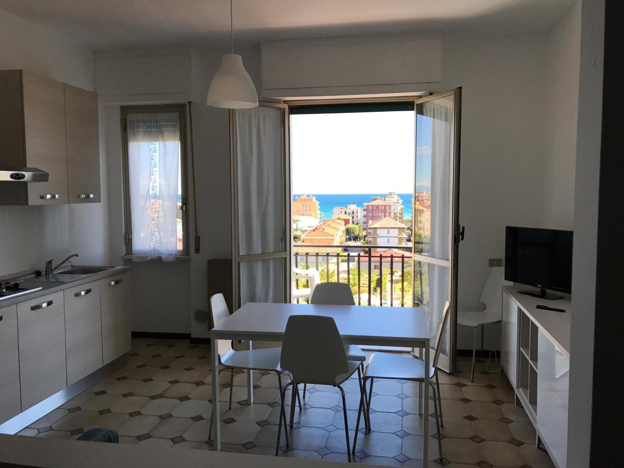 Bike And Breakfast Apartments Pietra Ligure Exteriör bild